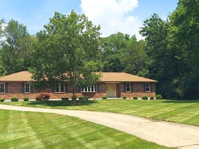 5790 Squirrelsnest Ln