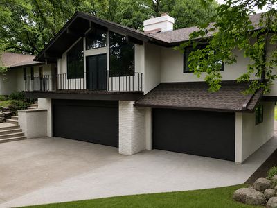 35 Windsor Dr
