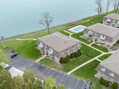 3622 Lakeshore Dr APT G12