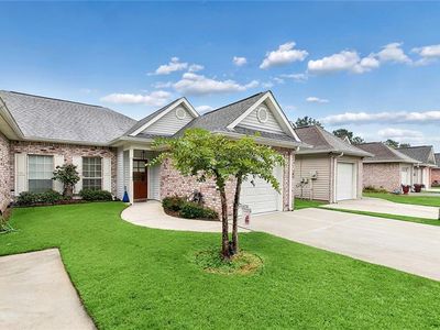 109 Emerald Pines Ct