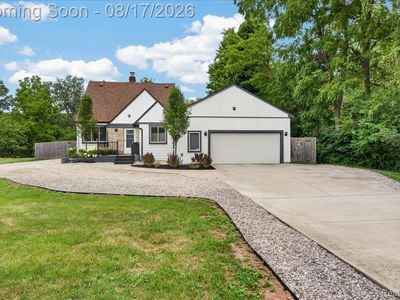 9188 Highland Dr