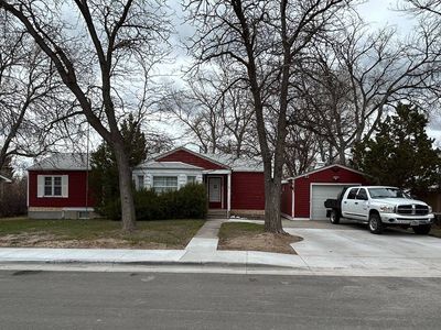 Property at 709 S Diamond Ave, Lusk, WY
