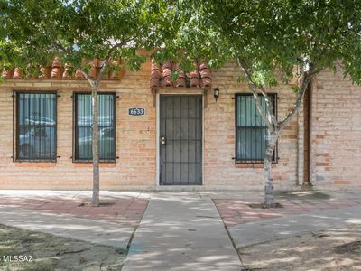 6633 E Calle La Paz