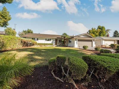 7341 S Land Park Dr