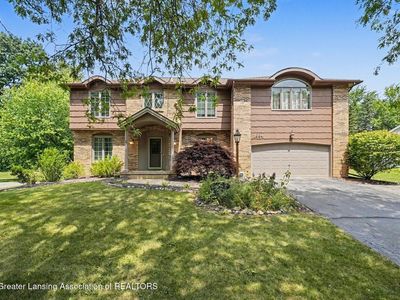 1884 Birchwood Dr