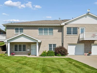 1530 Sylvan Dr
