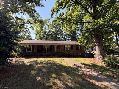 1601 Forest Valley Rd