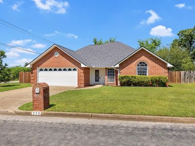 220 Eastgate Dr