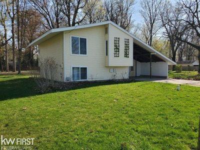 1227 Kingston Ave