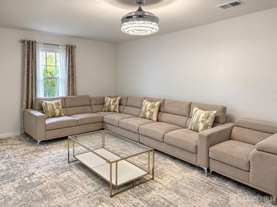 324 Gill Ln APT 1J