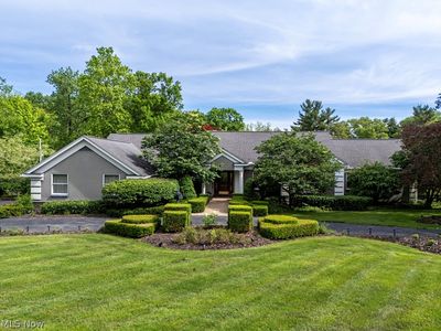 330 N Countryside Dr