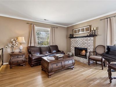 496 Windemere Rd