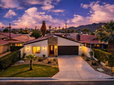 51630 Avenida Villa