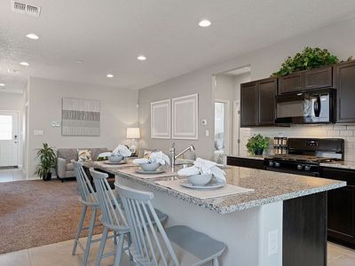 3916 Soledad