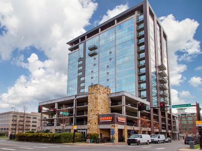 300 E 3rd St APT 708