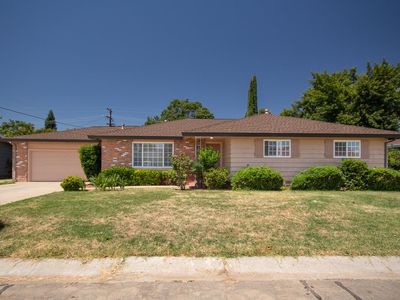 1648 Melanie Ln