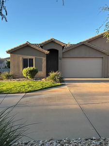496 N 2480 W