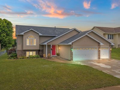 845 Plum Tree Ln