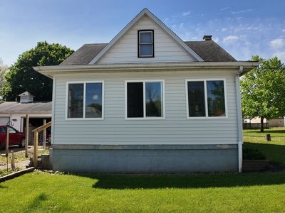 1408 E Washington St