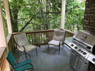 1029 Mirror St