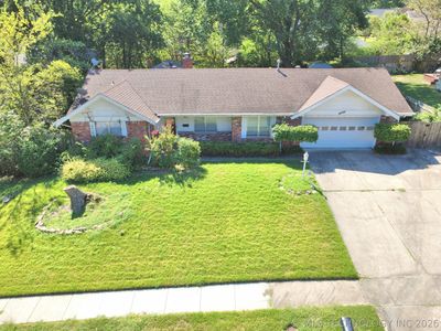 5736 E 63rd Pl