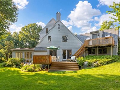 94 Howland Rd