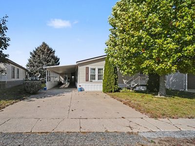 1307 Pineview Ln