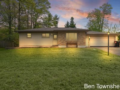 4626 Foxcroft Ave NW