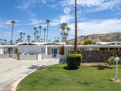 2432 S Sierra Madre Dr