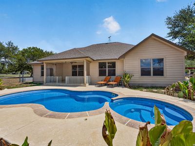 Property at 555 CIMARRON SQ, Poteet, TX