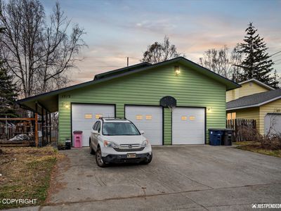 1713 Northwestern Ave