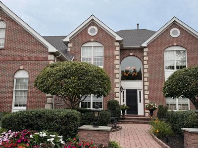217 Country Club Dr