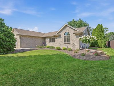 5004 White Fox DRIVE