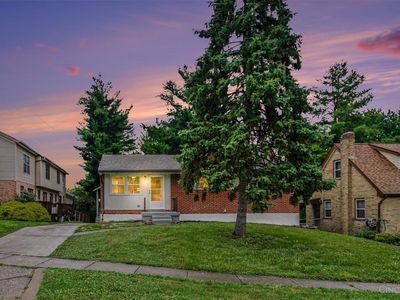 3260 Harry Lee Ln