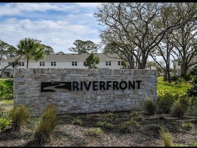 312 River Front Way