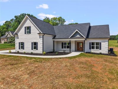 150 Channy Ln