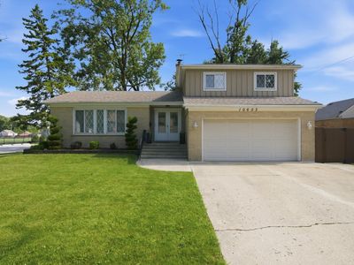 10603 Drummond Pl
