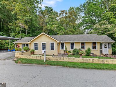 Property at 98 Pickett Hill St, Clayton, GA