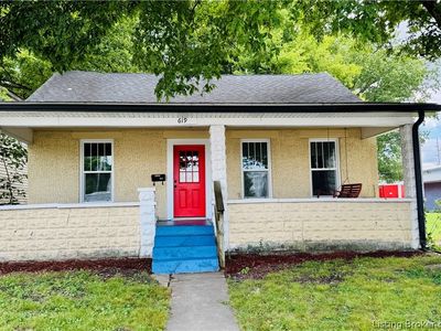 Property at 619 W Market Street, New Albany, IN