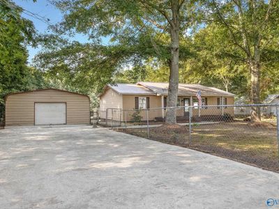 Property at 731 Taylor Cir, Somerville, AL