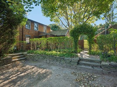 48 Accabonac Rd