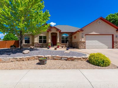 868 Grand Vista Way