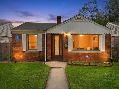 13437 S Green Bay Ave