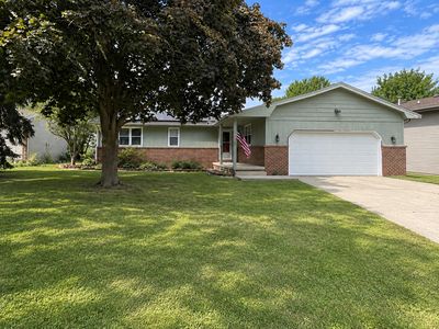 Property at 1426 Hanson Dr, Normal, IL