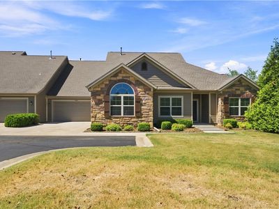 2400 SW Sierra Ter