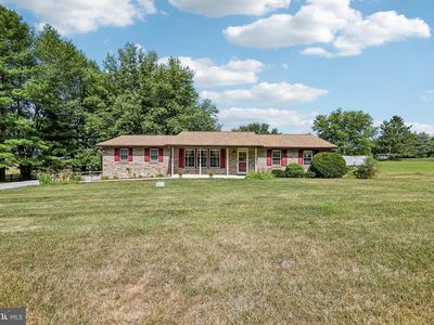 304 Blue Grass Ln