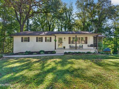 2408 Alberta Dr