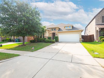 709 Llano Falls Dr