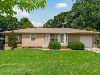 5902 Fairlane Dr