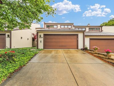 2220 Briar Hill Dr #2220